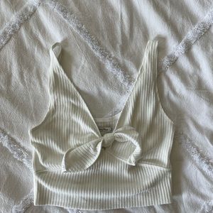 Abercrombie crop tank size M